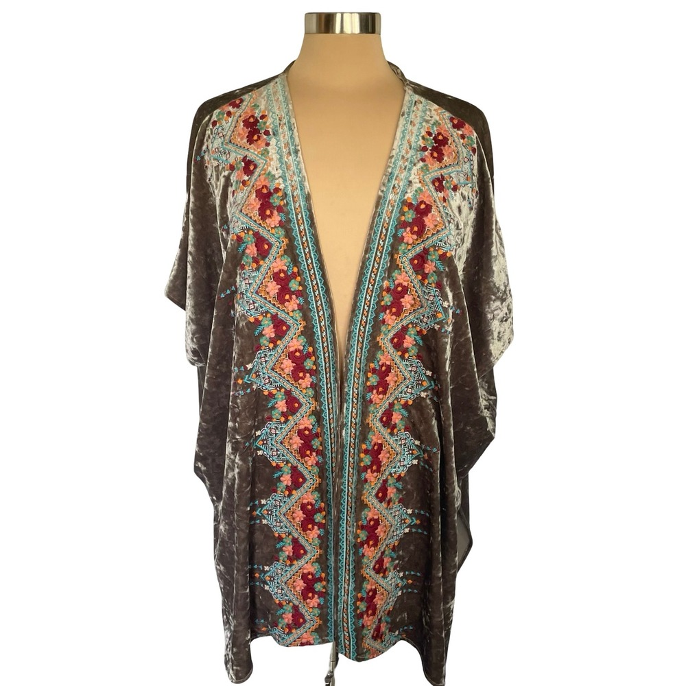 Madeline Sparklestein Velvet Embroiderd Kimono Sz S/M Boho Western Chic Fall